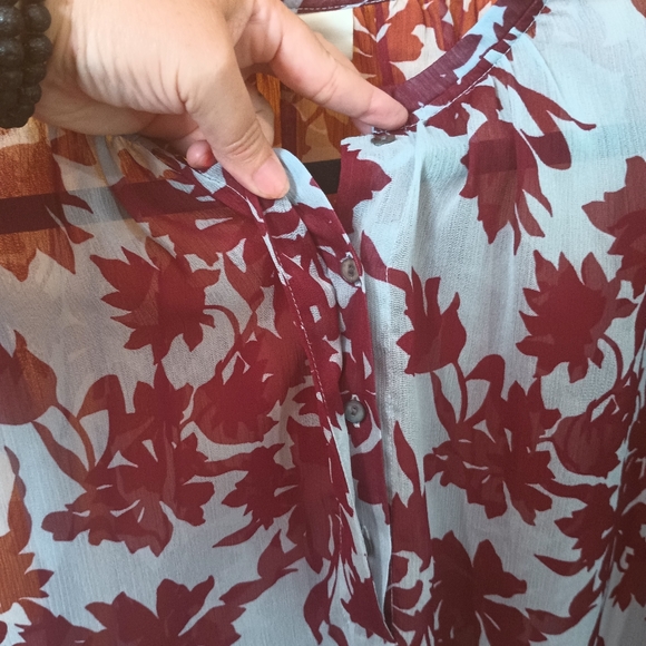 A New Day Maroon & Light Gray Long Sleeve Front Button Semi Sheer Top Size L - Picture 6 of 10